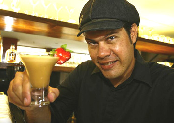 O barista Marcelo Aragão criou o sagrati fresh coffe para seduzir a clientela